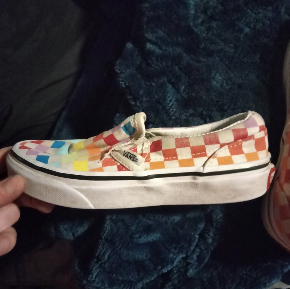 Sneakers - Picture 3 of 5